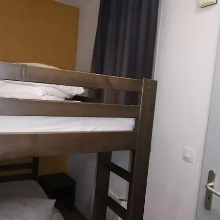 J De Balnea E N02 - 2p6 *